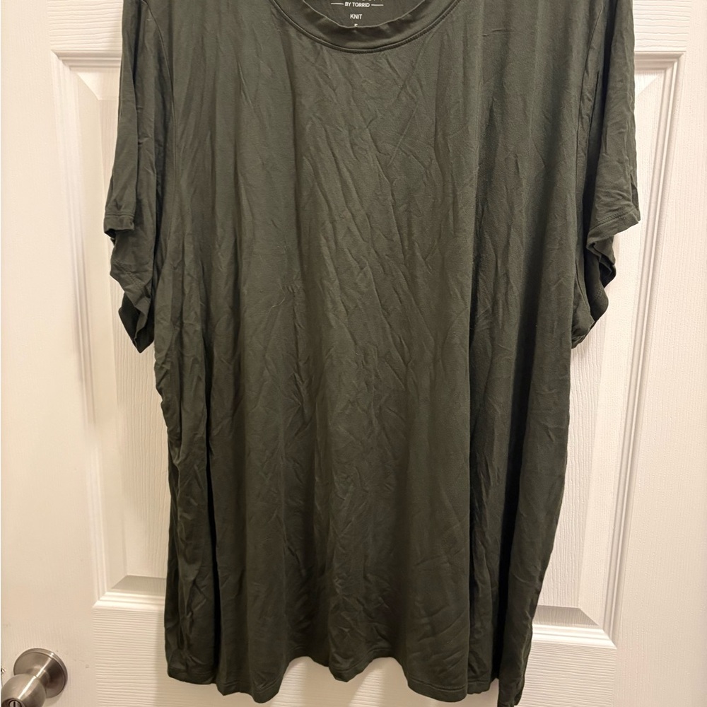 Torrid Olive Short Sleeve Tee Sz. 5(28)